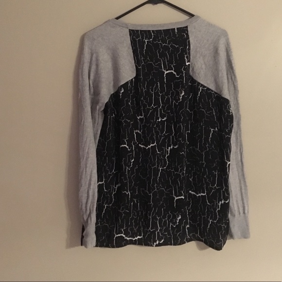 Lightweight sweater - Picture 1 of 4